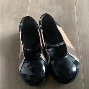 Burberry toddler shoes EUC